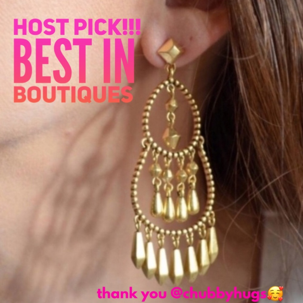 Stella & Dot | Vintage Gold Reverie Chandelier Shoulder Duster Tiered Earrings - Picture 2 of 12